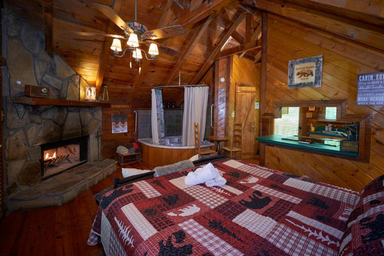 Gatlinburg Area Hottub Cabin - Ladyslipper Sevierville Exterior foto